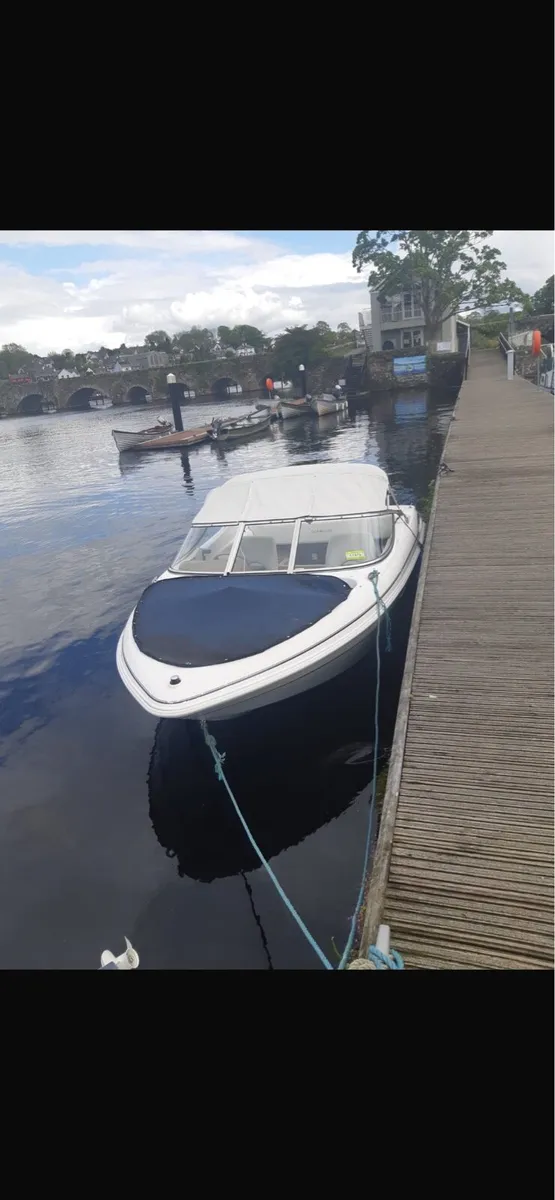 Boat Glastron 175 - Image 1