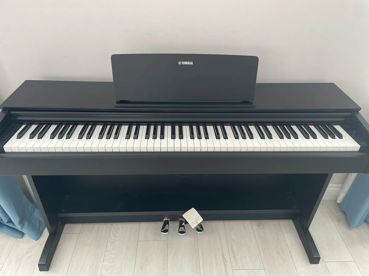 Digital Piano - Image 2
