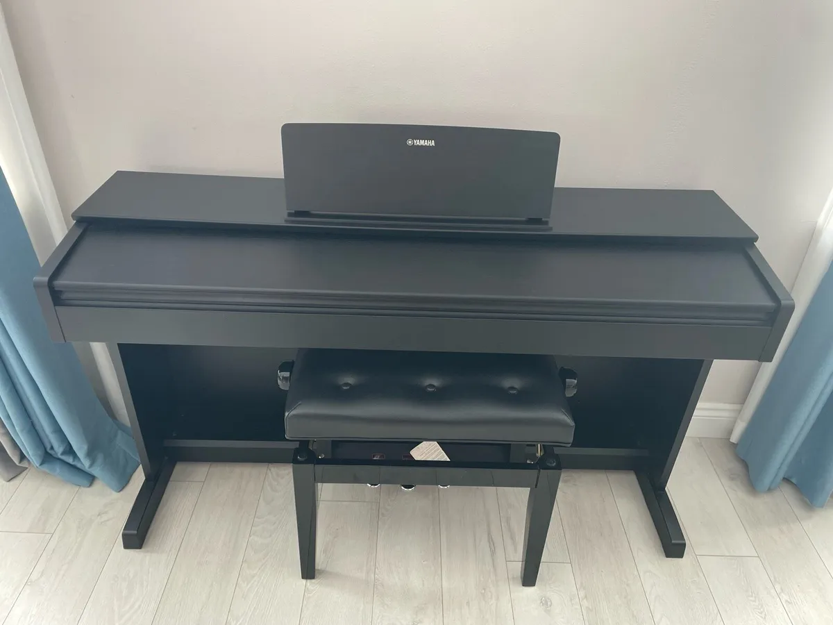 Digital Piano - Image 4