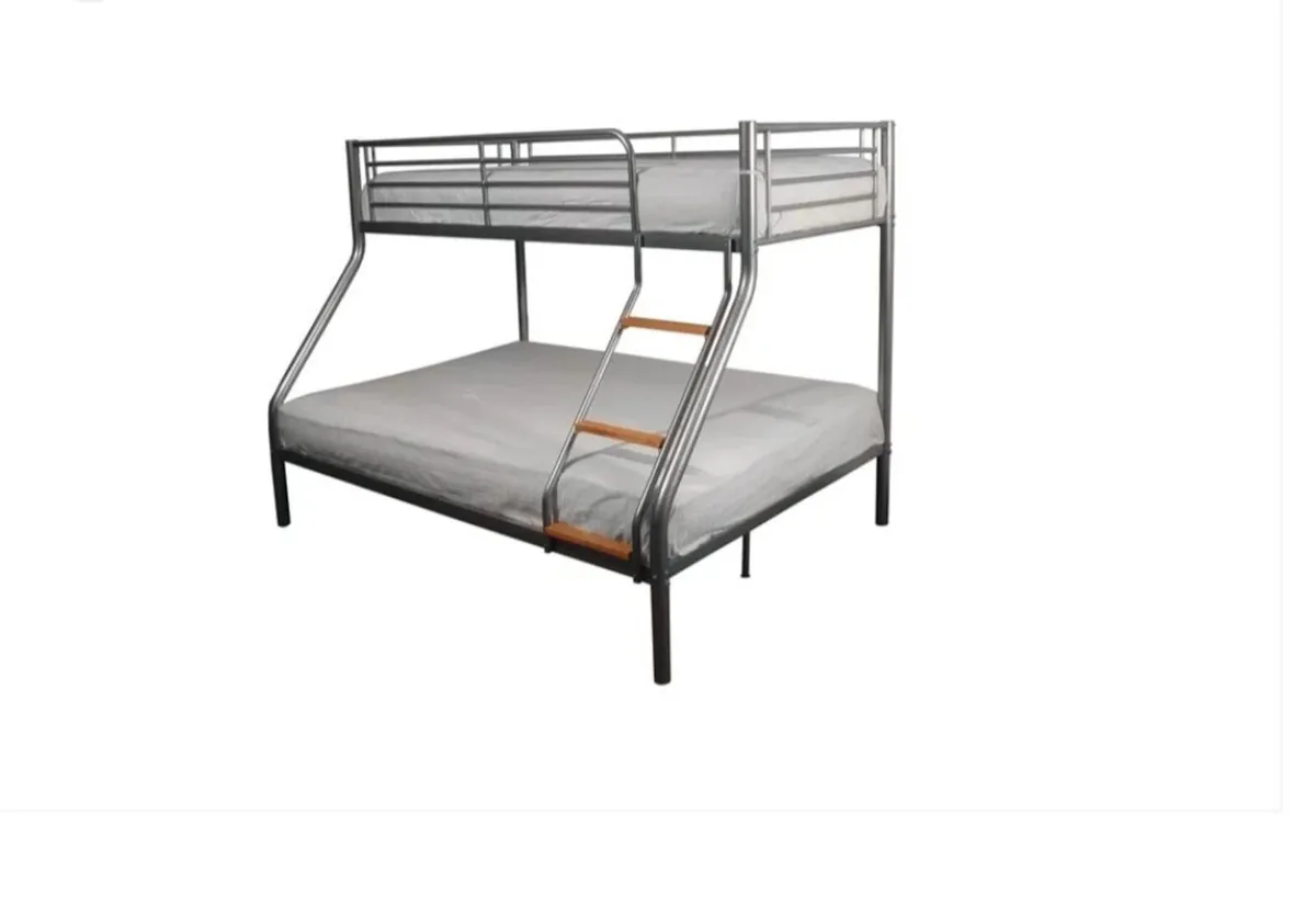 Single and double bunk bed - Image 1