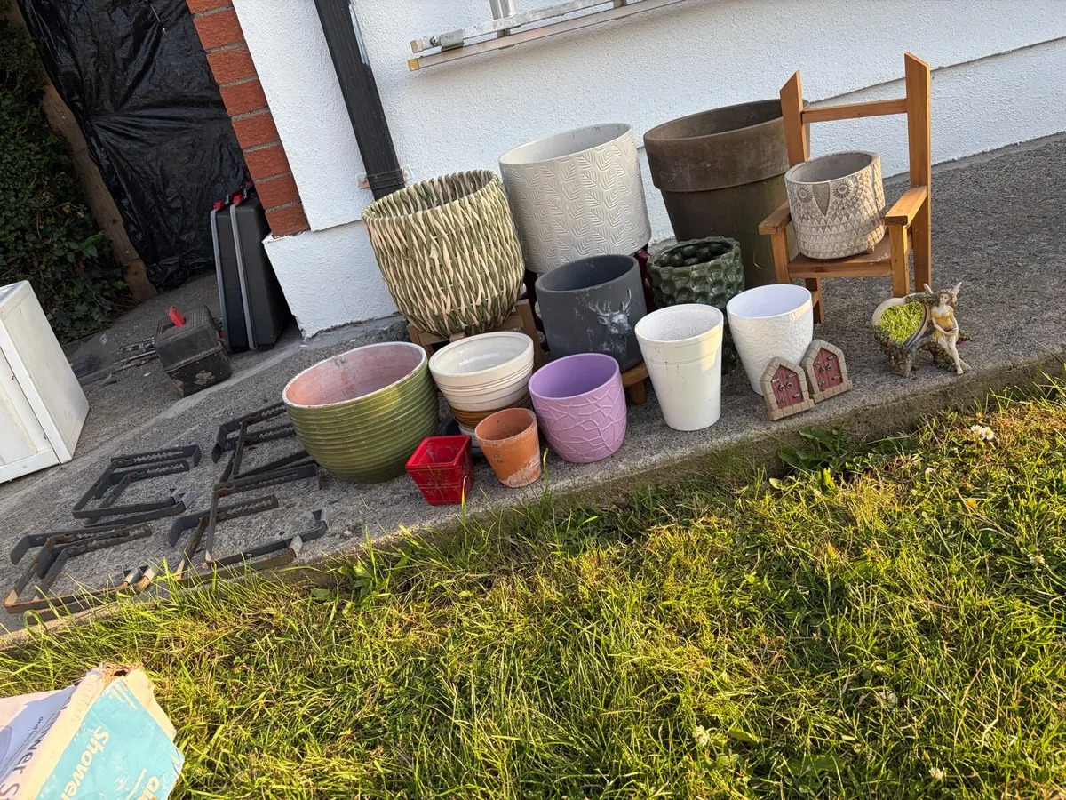 ceramic pots and more €30 together - Image 4