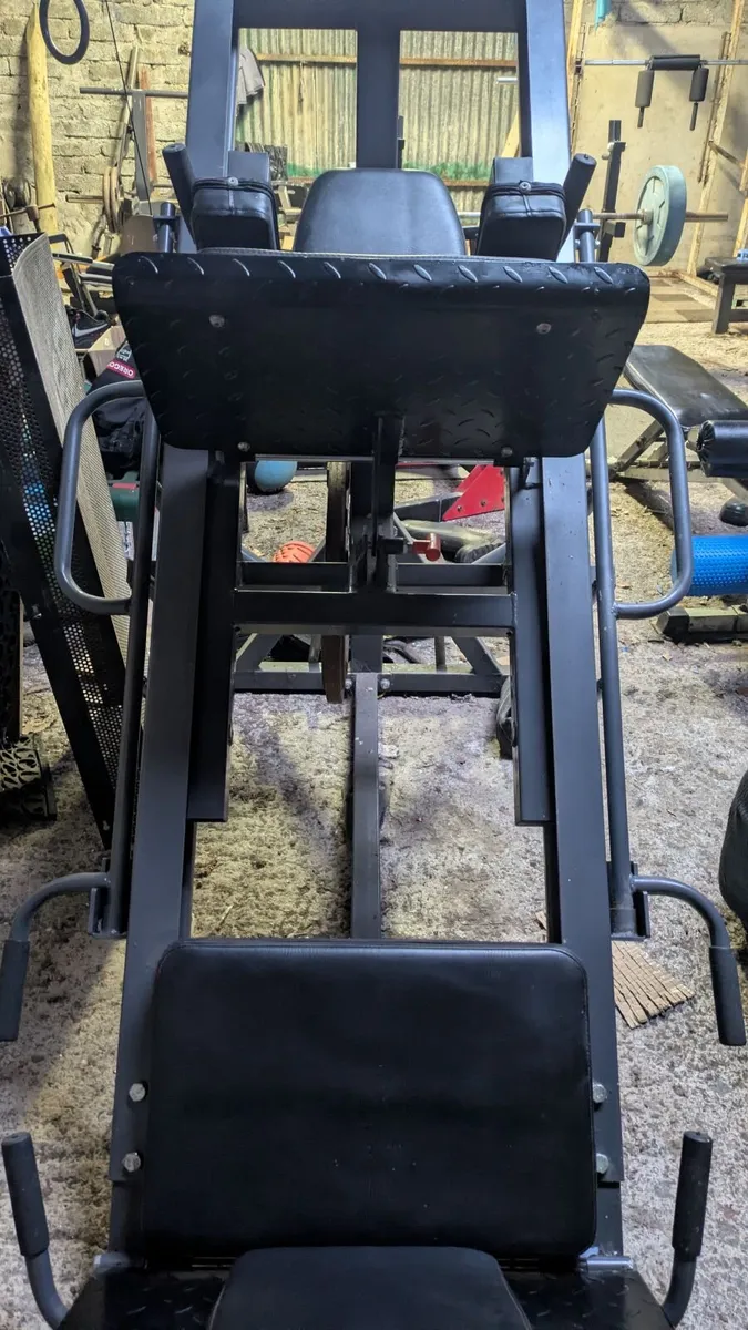 Leg press/hack squat - Image 3