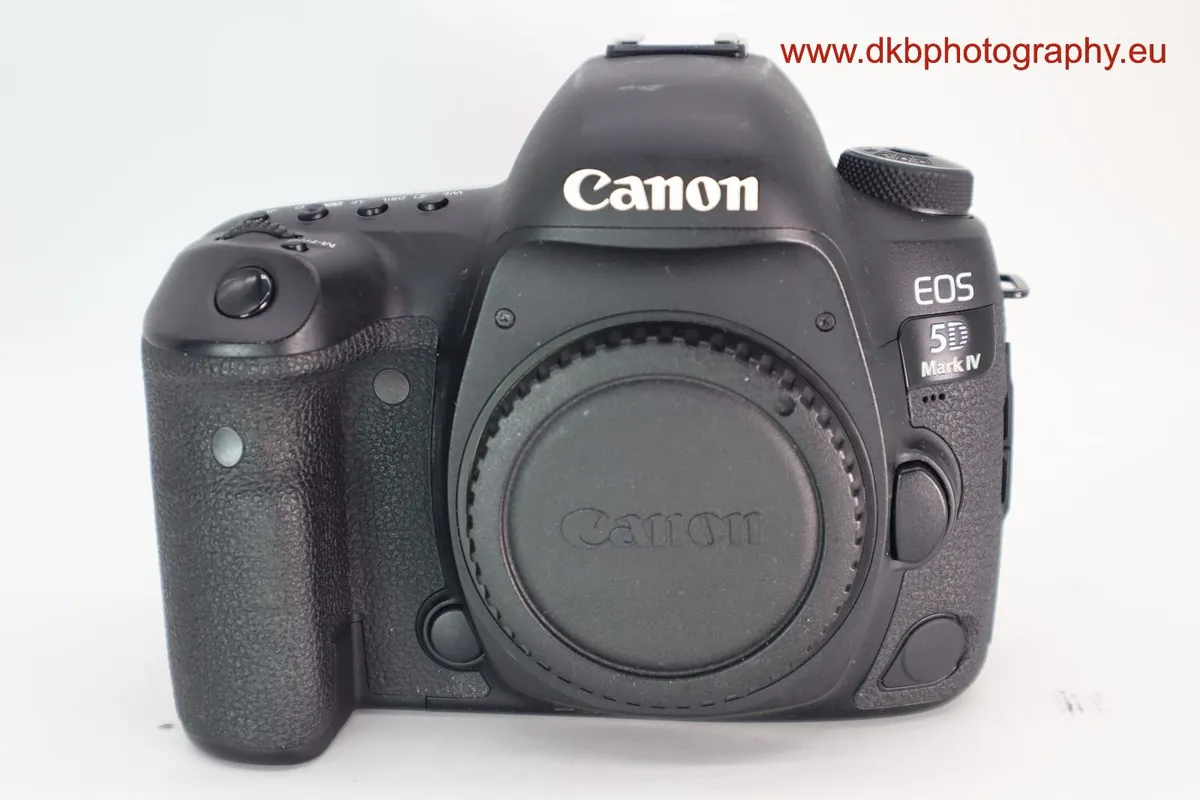 CANON 5D MK IV CAMERA & CANON BG-E20 BATTERY GRIP - Image 3