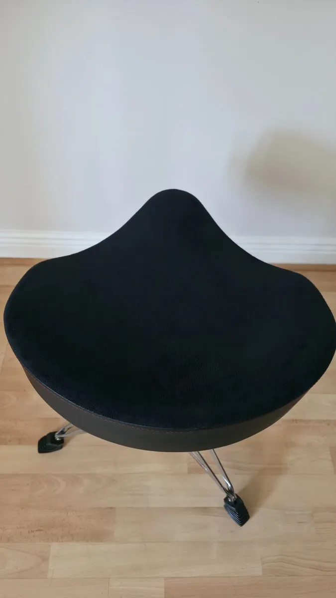 Drum chair Konig & Meyer like NEW - Image 1