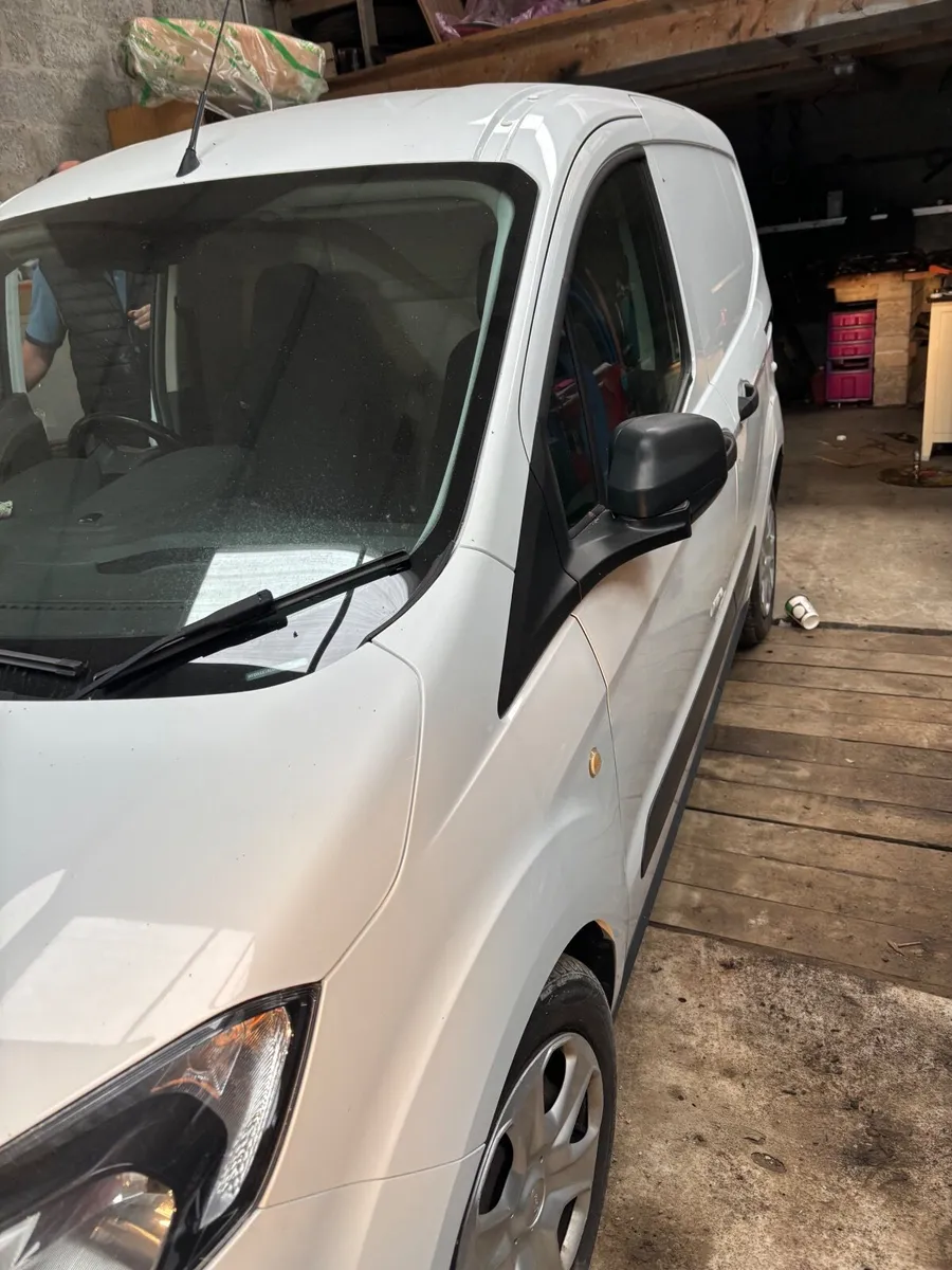 Ford courier - Image 1