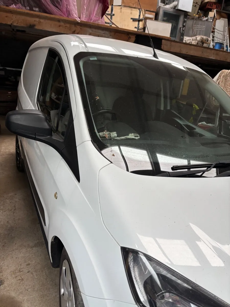 Ford courier - Image 2