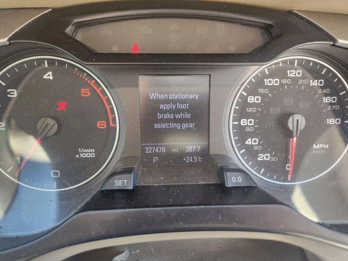 Audi A4 2009 - Image 3