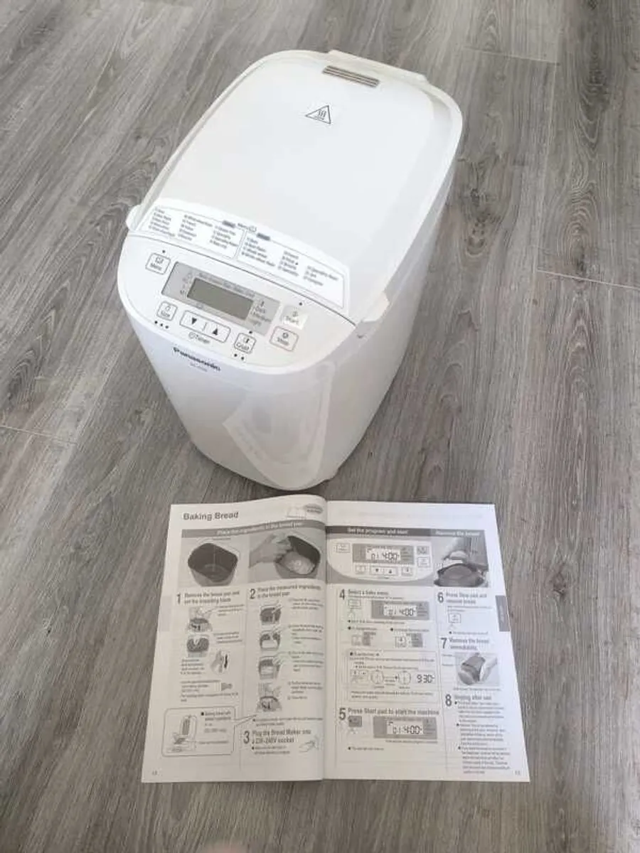 Panasonic SD-2500 bread maker - Image 1