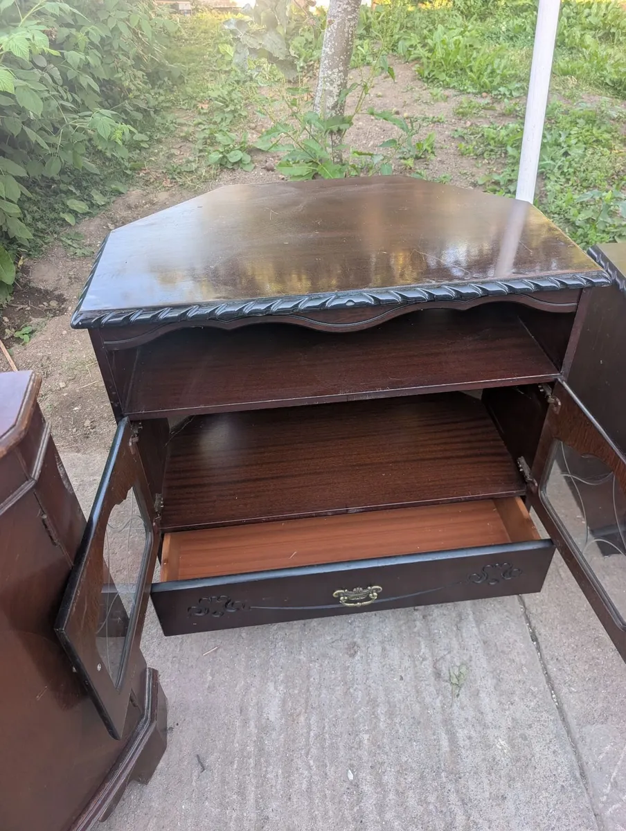 Cabinet - Image 3