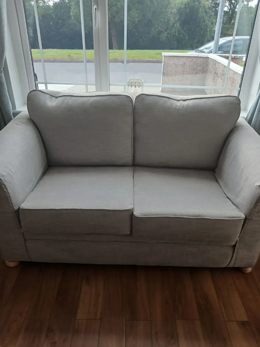 3 +2 Seater Couch - Image 2
