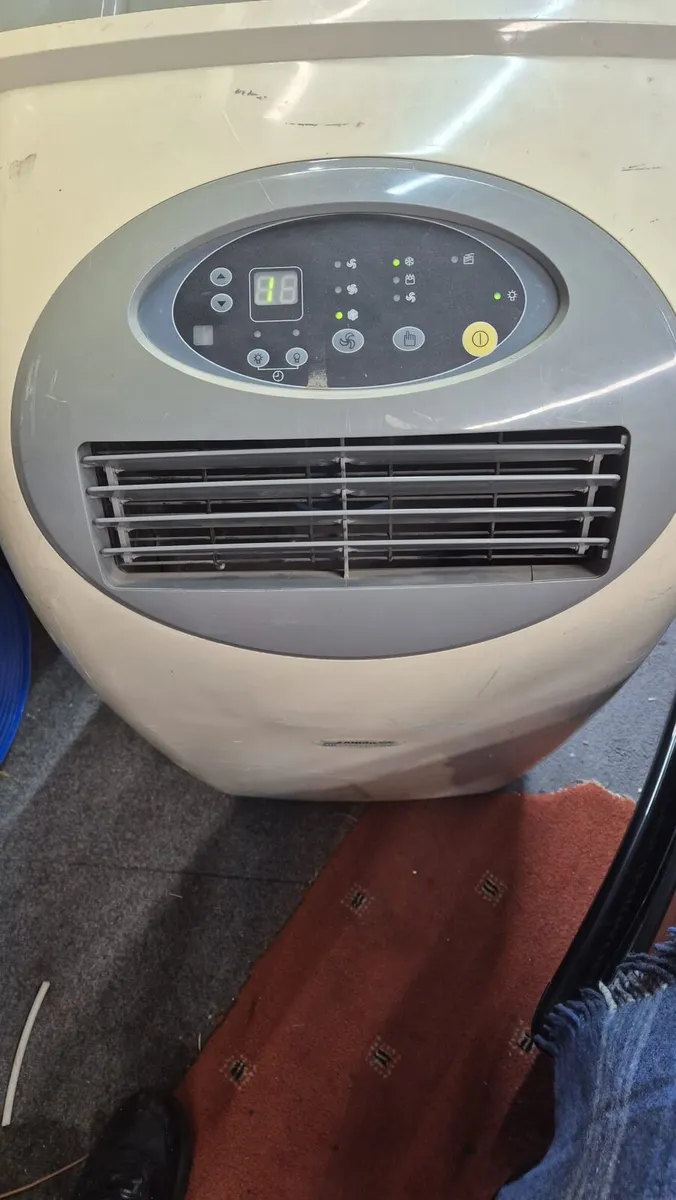 Portable AC unit - Image 1