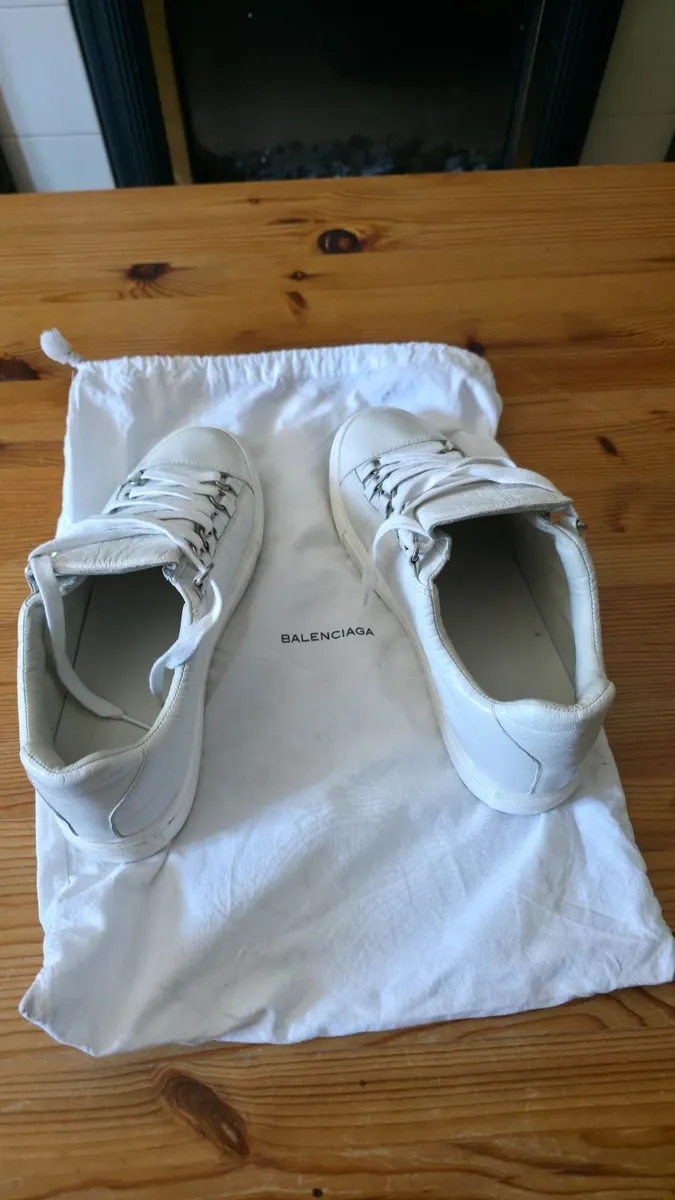 Shoes - Image 3