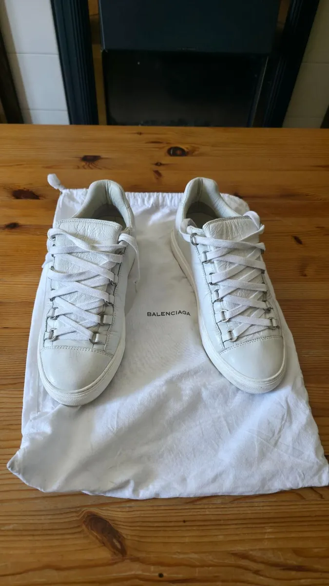 Shoes - Image 4