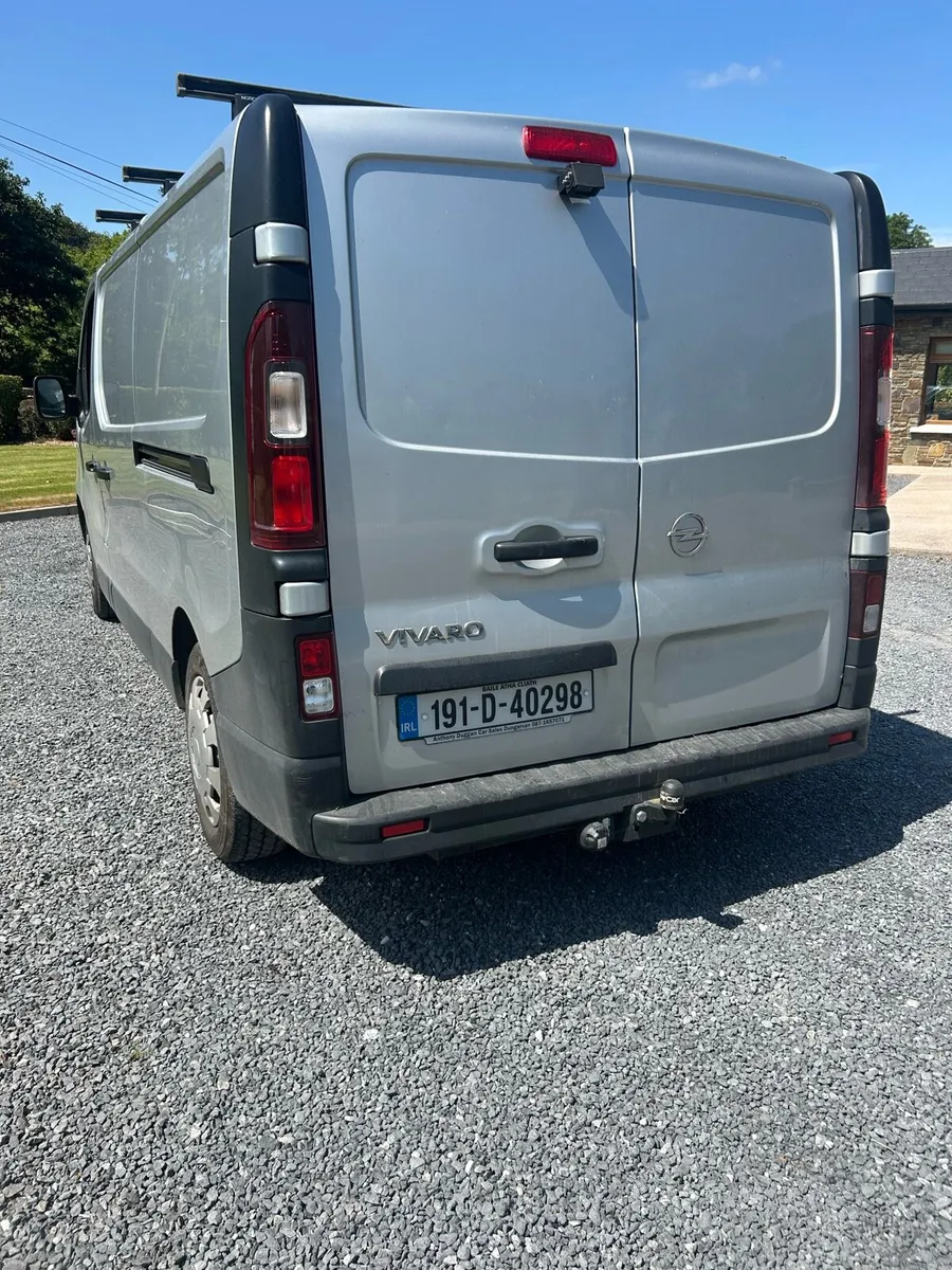 Opel vivaro van - Image 3