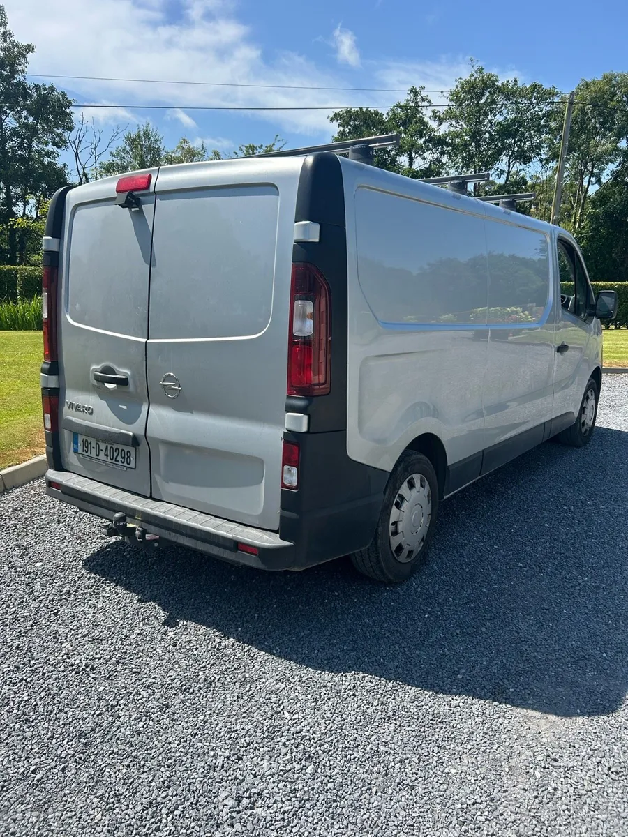 Opel vivaro van - Image 4