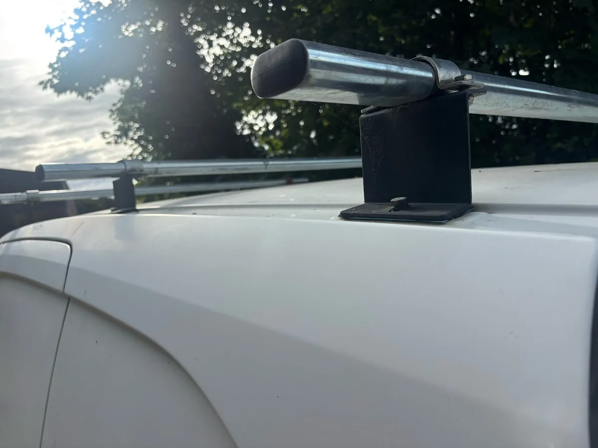 Roof Rack - Image 2