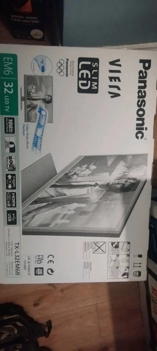 Panasonic TV and Dvd player - Image 3