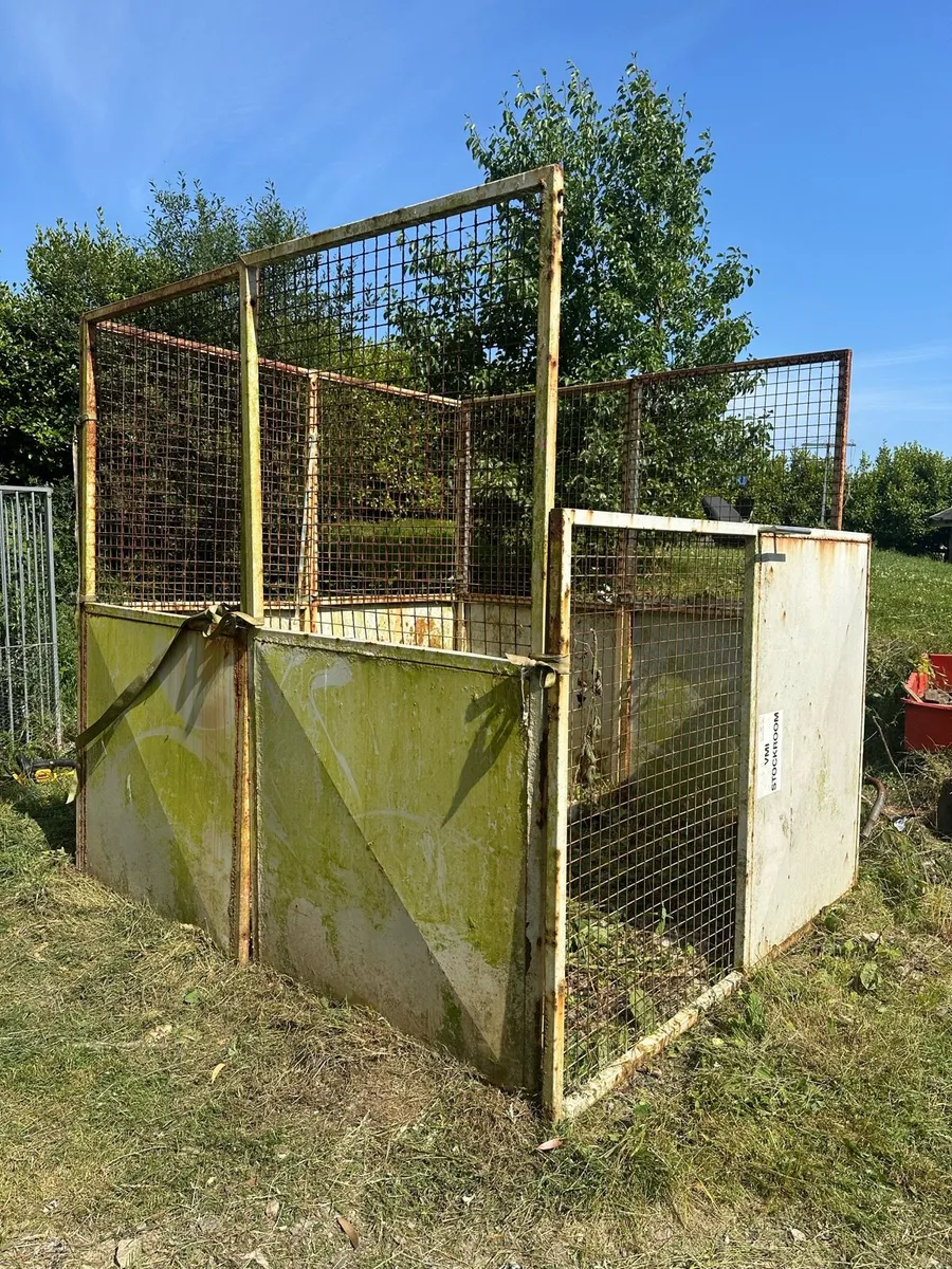 Heavy-Duty Industrial Steel Storage Cage - Image 1