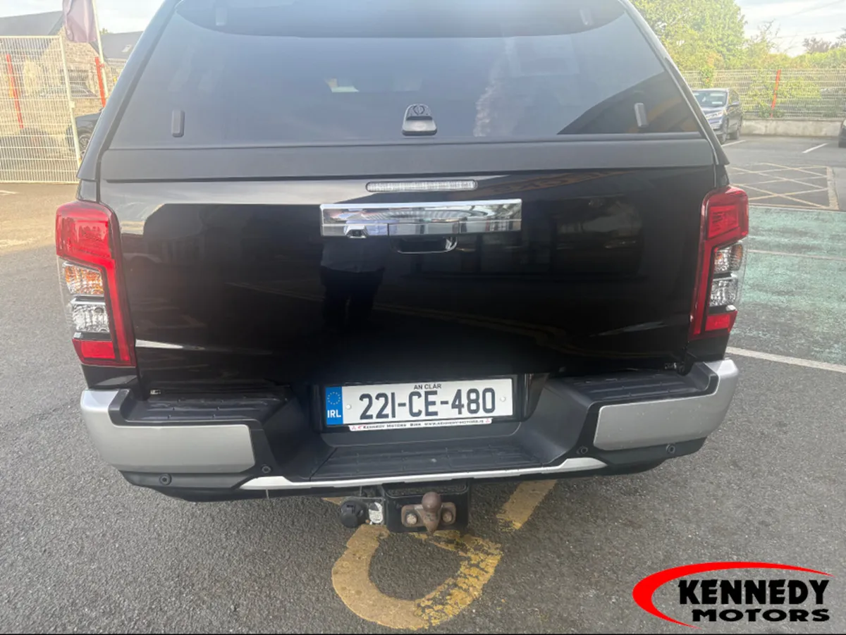 Mitsubishi L200 INSTYLE 6AT 4DR AUTO 2.5 DID CR 4W - Image 4