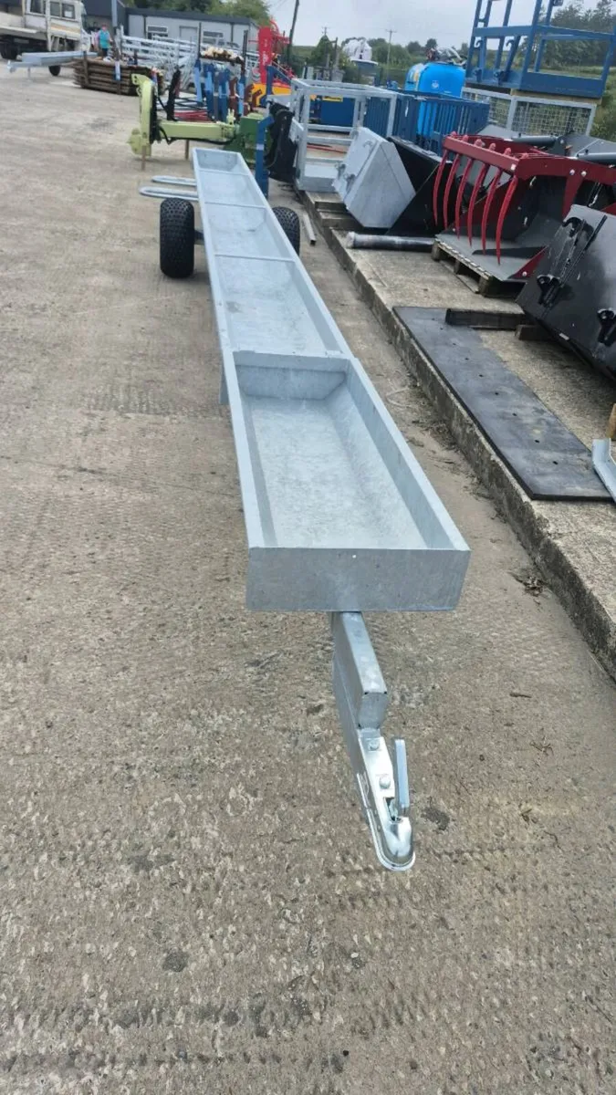 Towable cattle troughs - Image 1