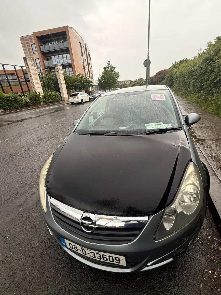 A car - Image 4