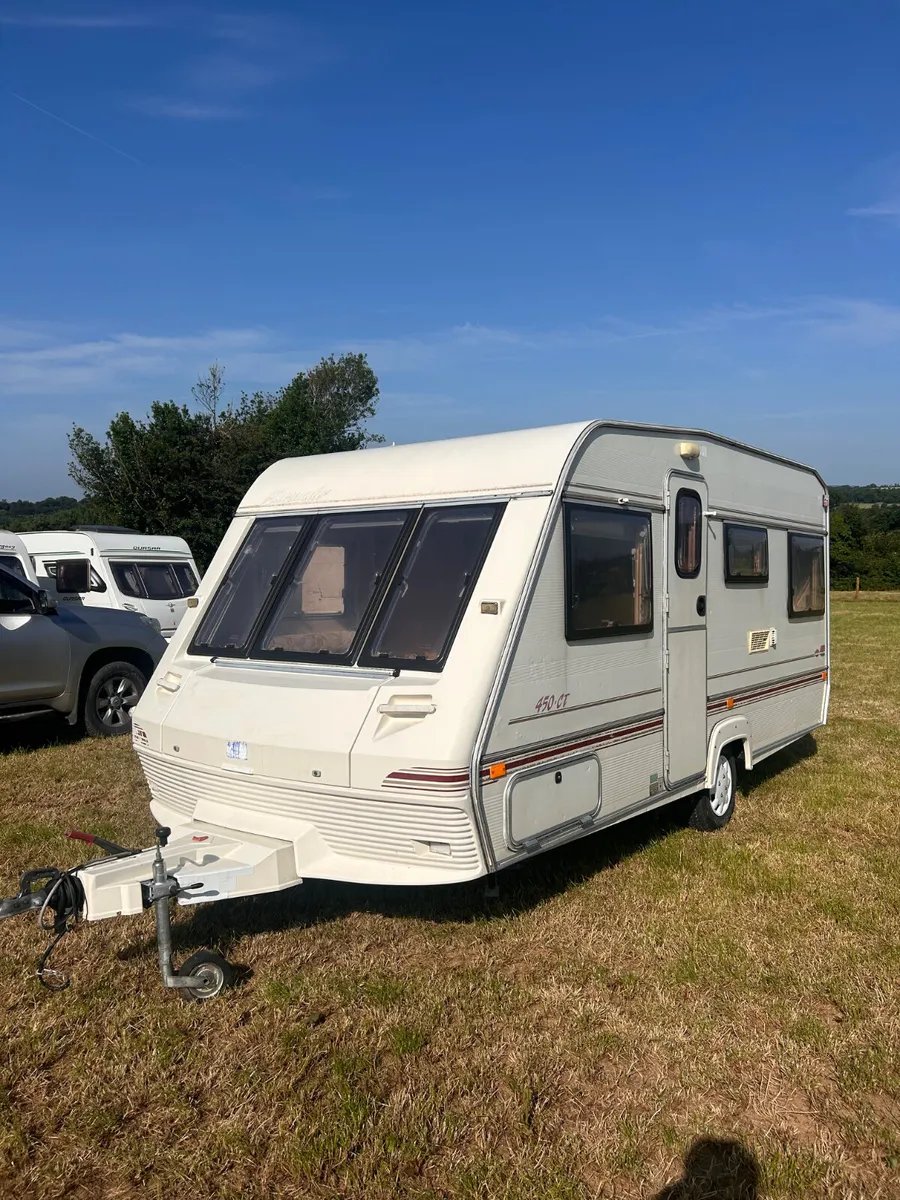 5 berth Caravan - Image 4