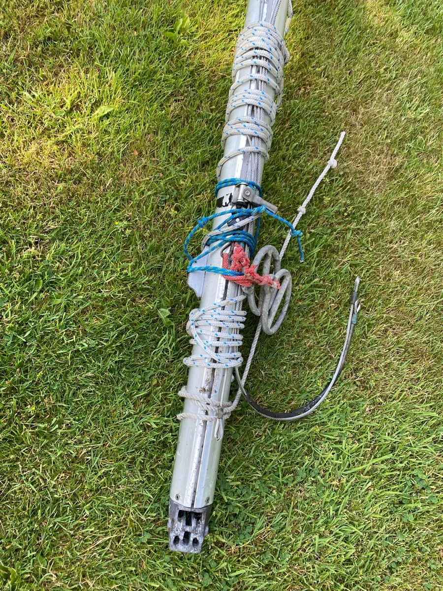 Aluminum Mast - Image 3