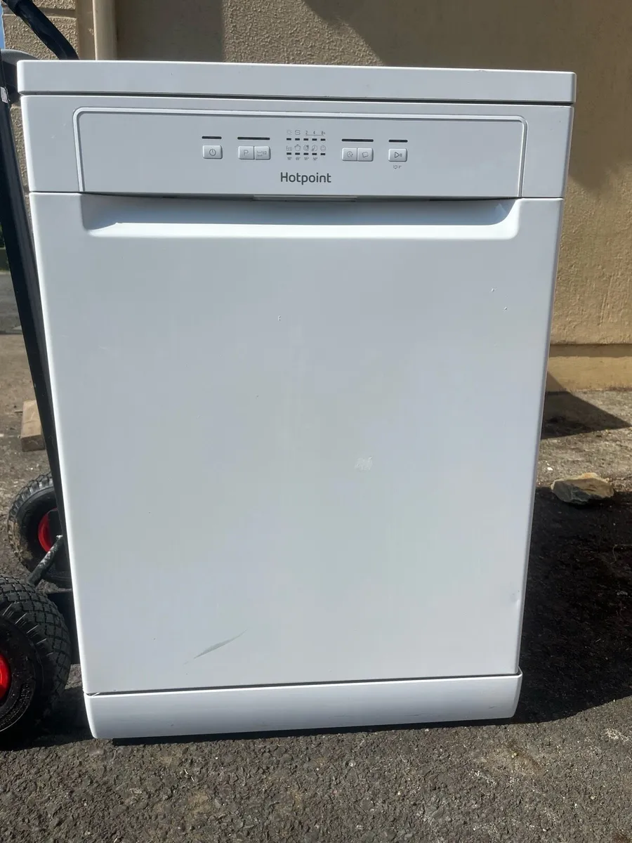 Hotpoint Dishwasher - Image 1