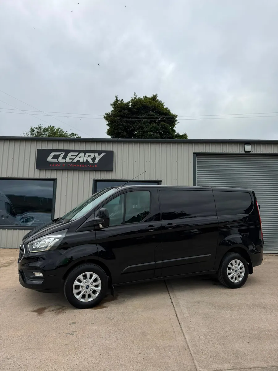 Ford Transit Custom 2022  -215 vrt! - Image 1