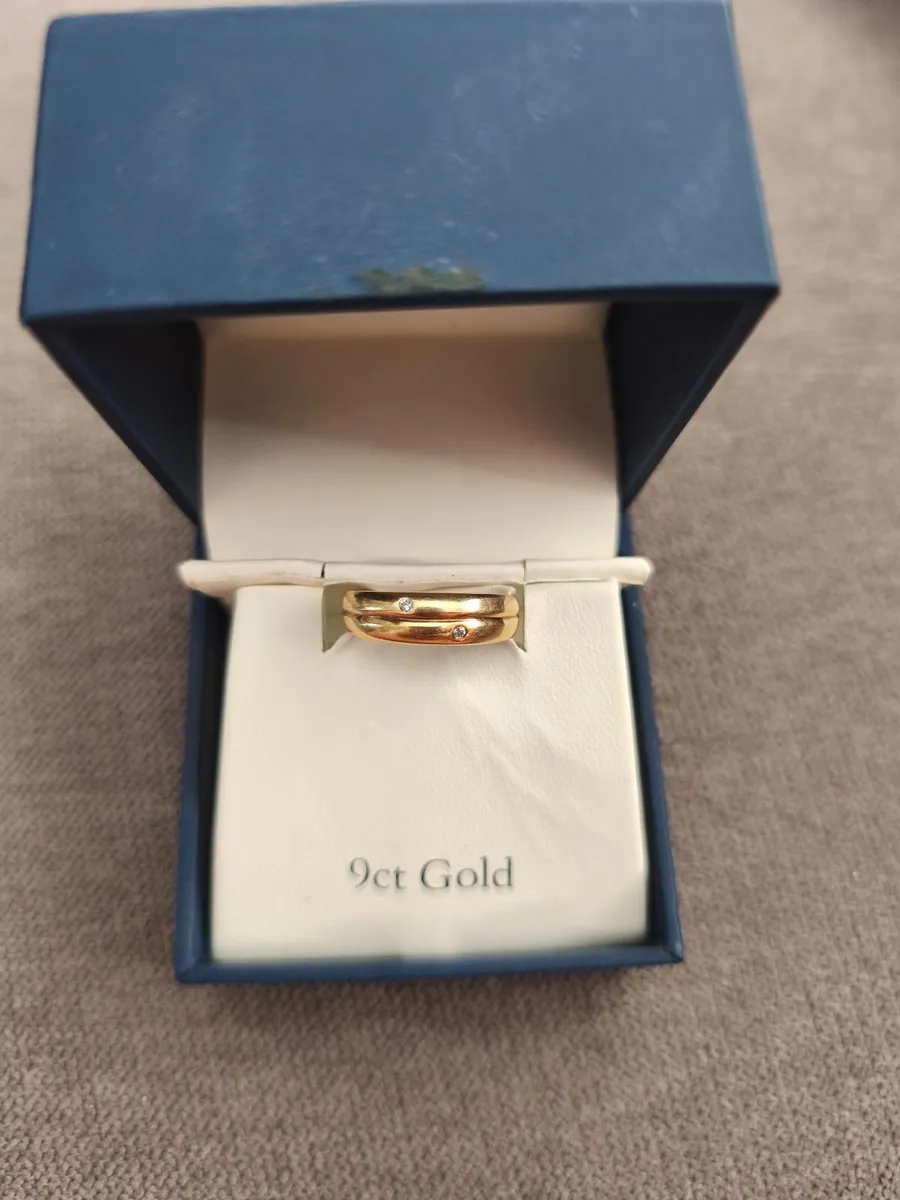 9ct Gold Ring size M or N - Image 2