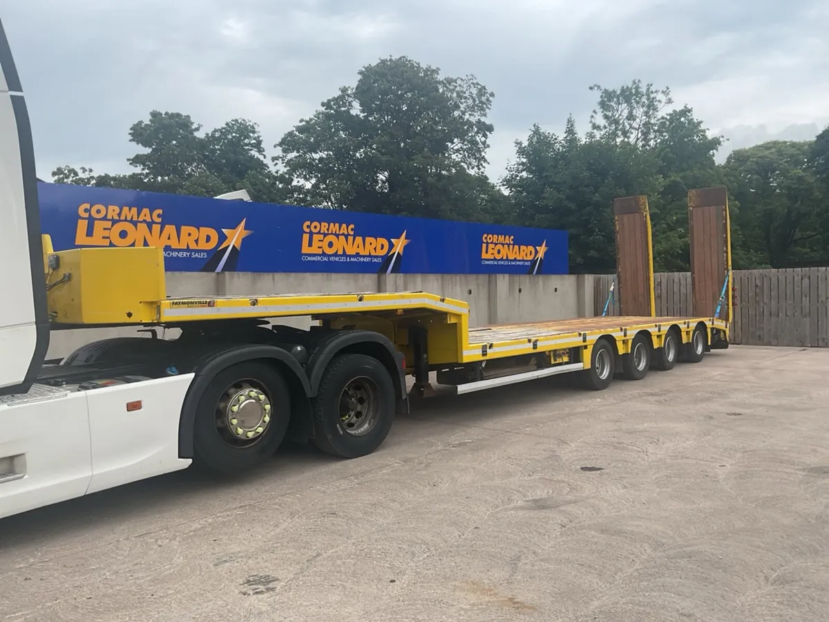 2015 Faymonville 4 Axle Step Frame Low Loader - Image 1