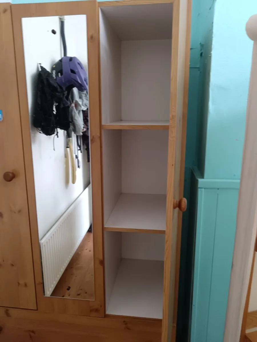 Wardrobe - Image 4