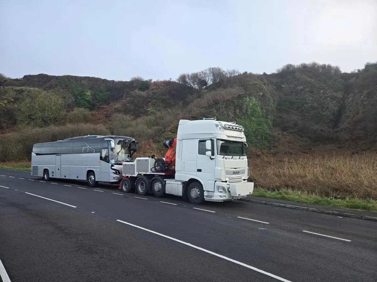 Tow truck / Heavy Wrecker - Image 3