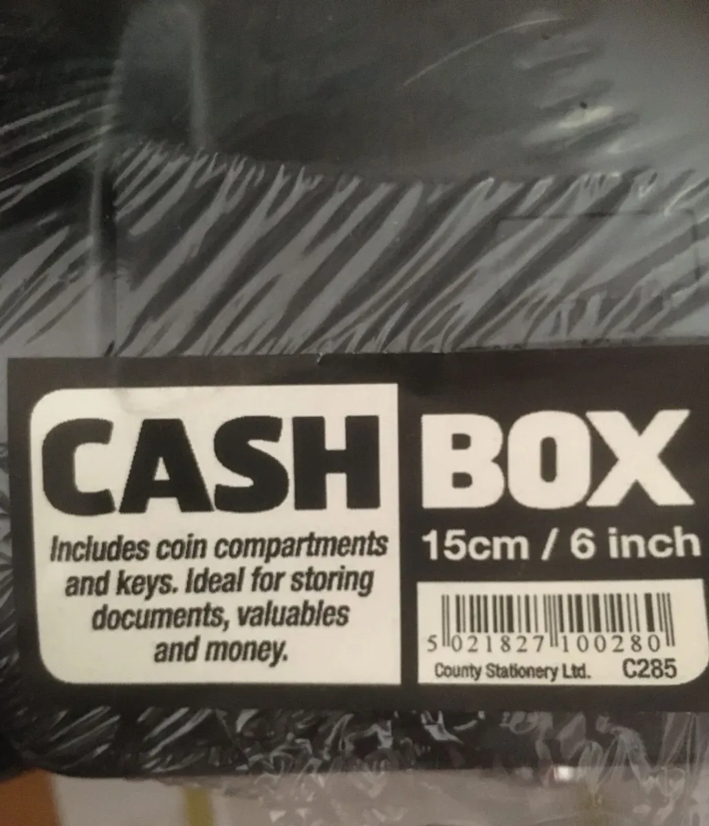 NEW SEALED Set of 4 Cash Boxes with Keys - Image 2