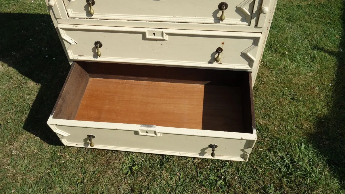 Bureau - Image 2