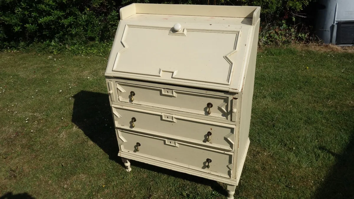 Bureau - Image 1