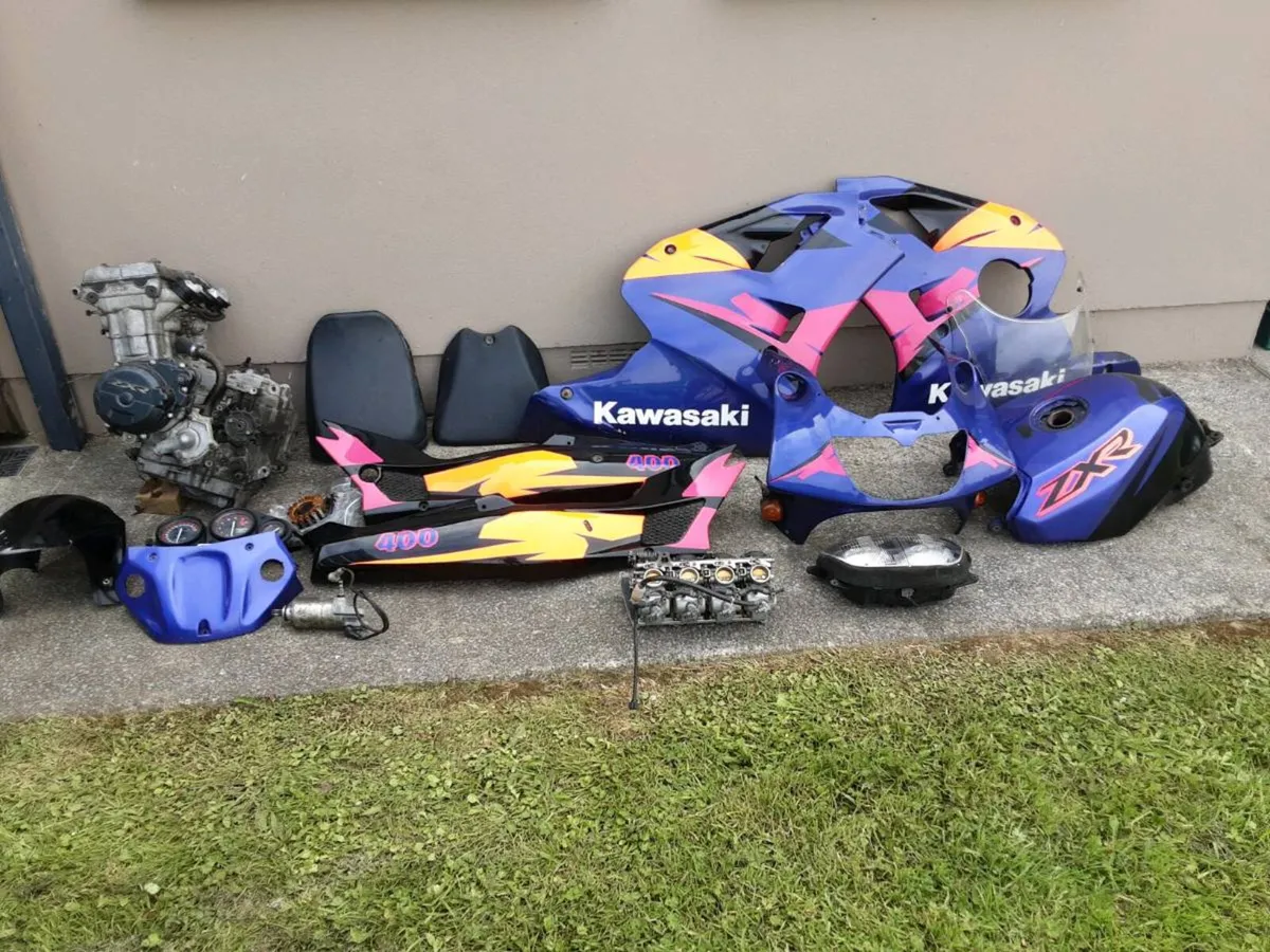 Kawasaki ZXR400 - Parts - Image 1