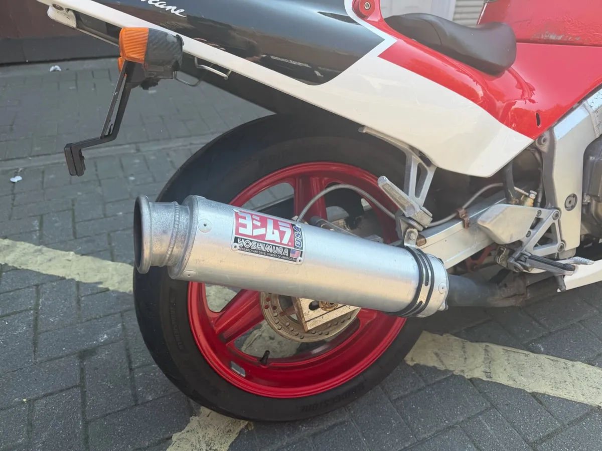 1991 CBR250R Hurricane MC19 - Image 4
