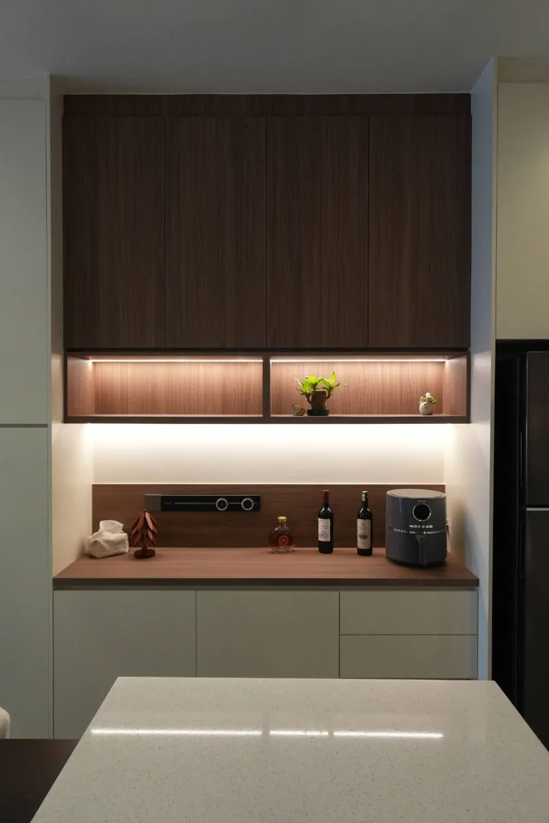 Trade Cabinets - Image 2