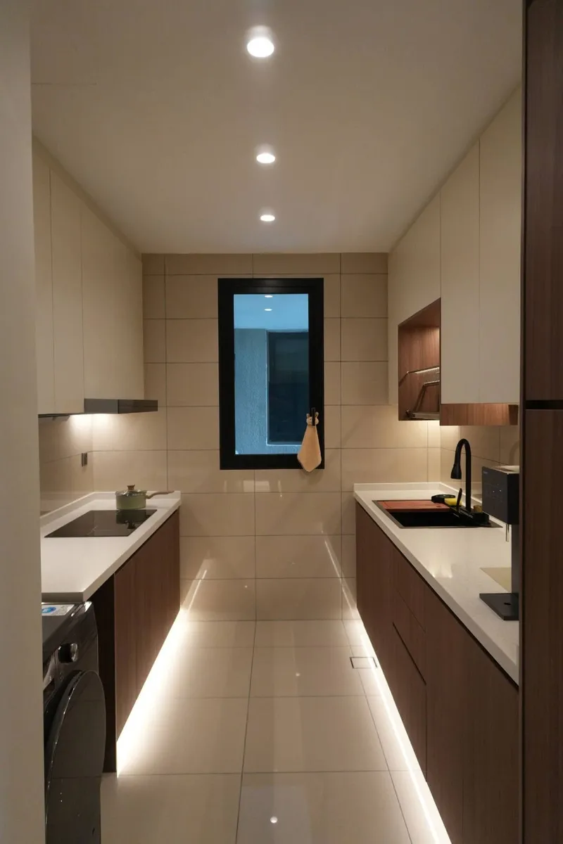 Trade Cabinets - Image 4