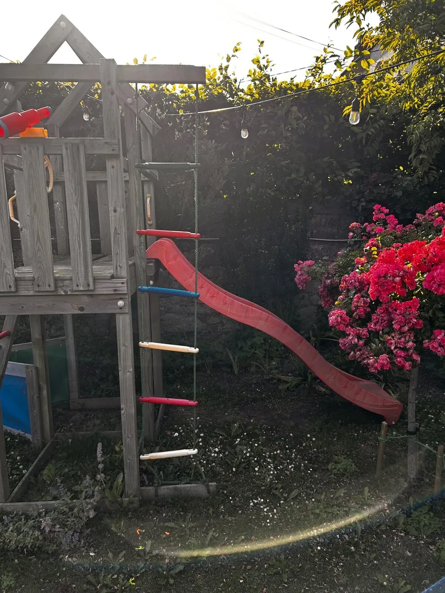 Jungle Gym climbing frame with slide - Image 3