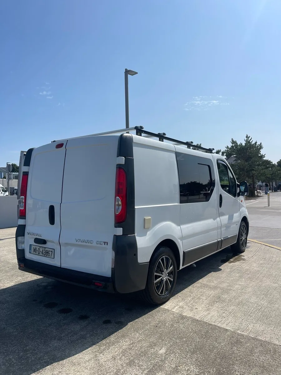Camper van - Image 4
