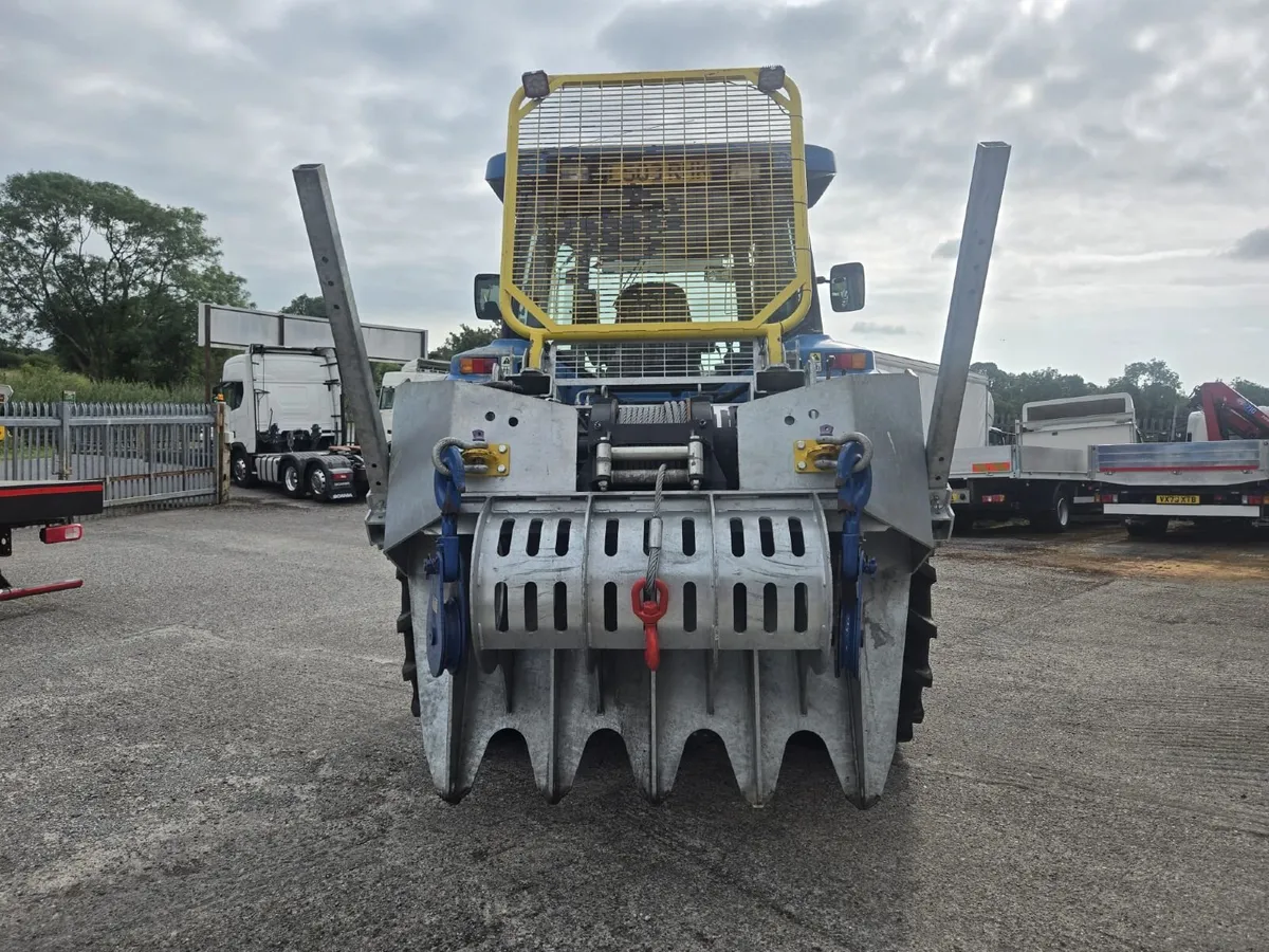 1994 Ford New Holland 8770 Super Steer - Image 3