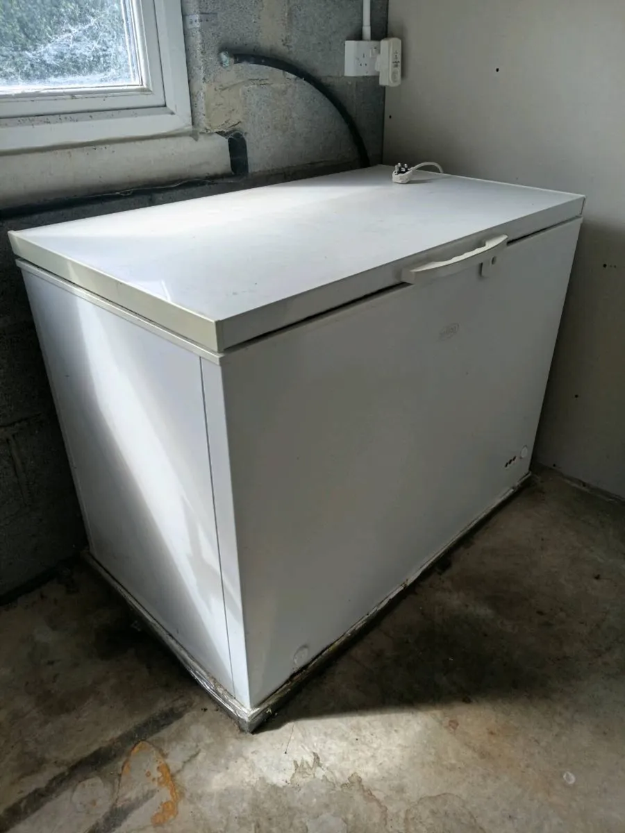 Chest Freezer - Image 1