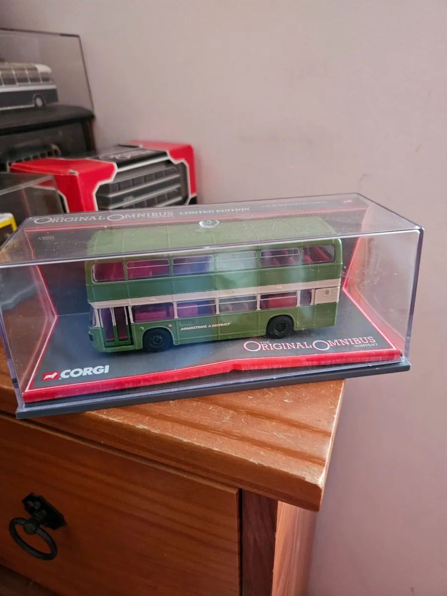 Corgi Bus - Image 1