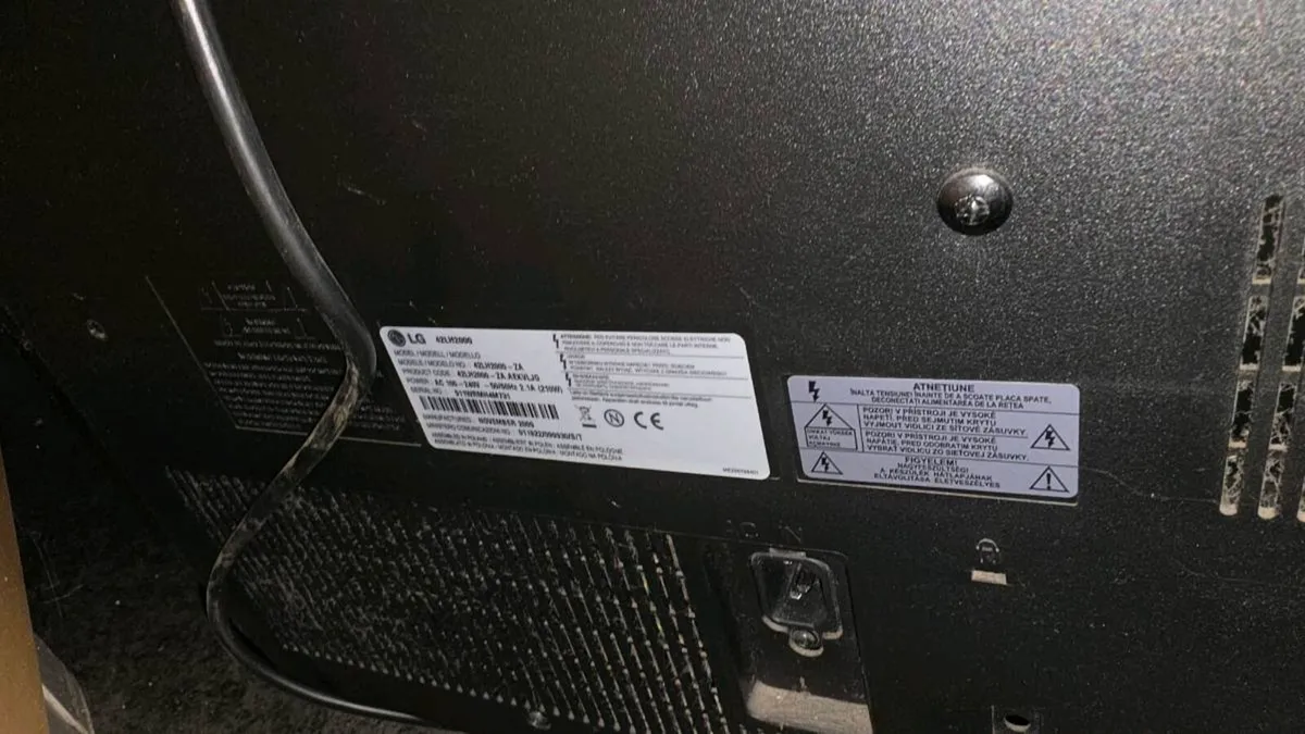 Lg flat tv led 42 - Image 2