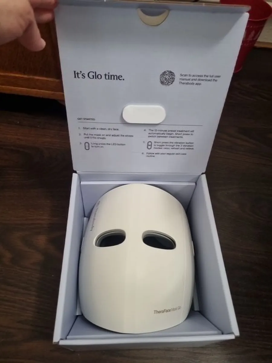 TheraFace Mask Glo - LED mask - Image 2