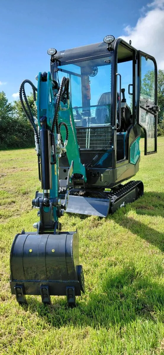 1.6 Ton Mini Digger Brand New - Image 1