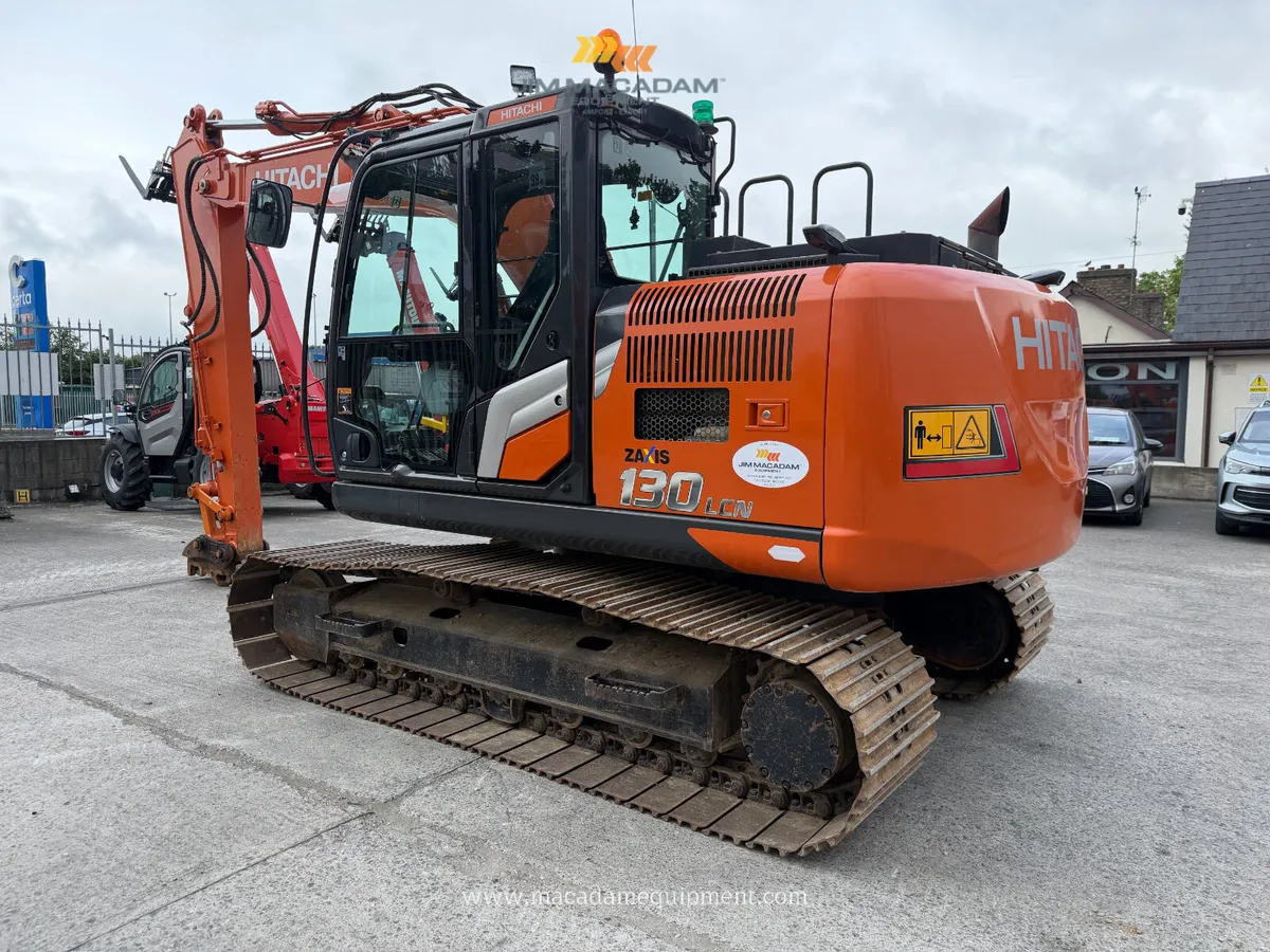 Hitachi ZX130LCN‑7 - Year 2023 - Hours 2296 - Image 3