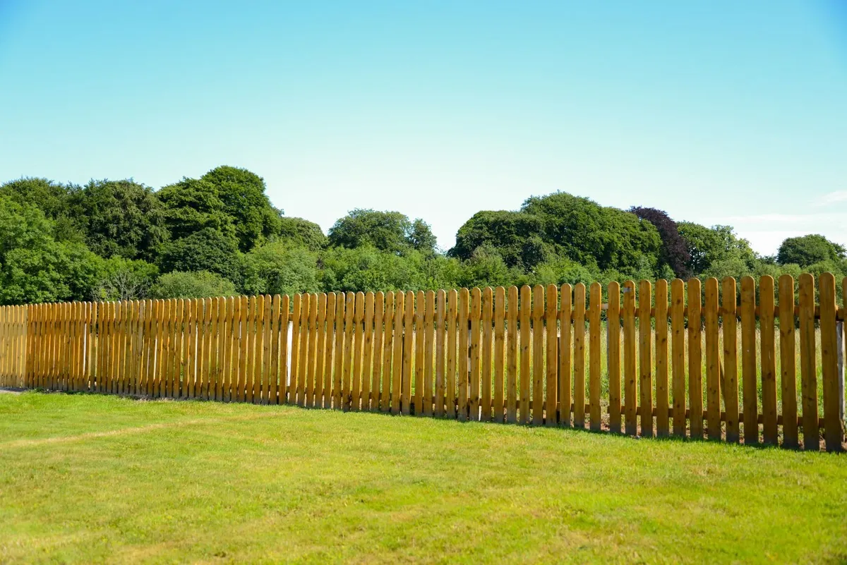 Picket Style Fencing - Image 2